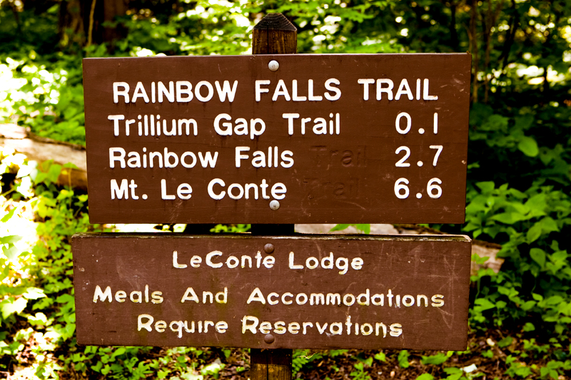 Rainbow Falls Trail